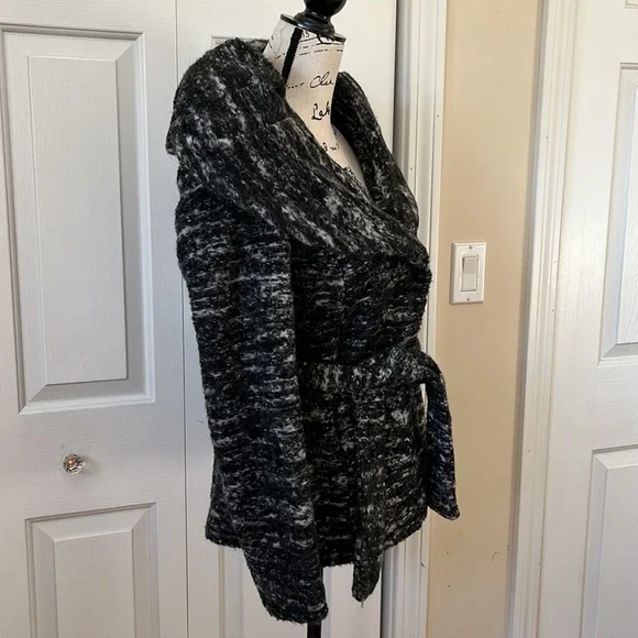 ZARA Wool & Mohair shawl collar jacket Sz Medium $149 - Picture 10 of 11